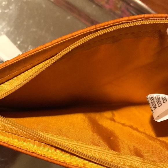 Pouch - Picture 4 of 4